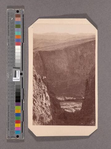 View across River and Canyon, from top of Palisades