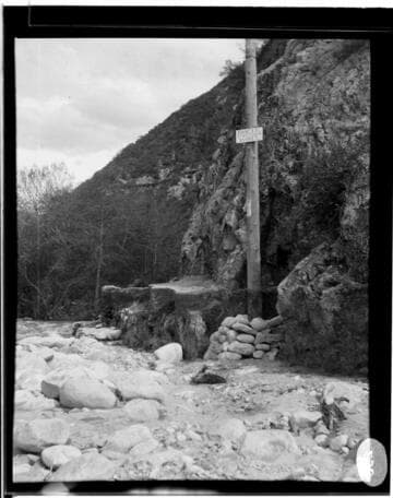 DANGER DO NOT TOUCH WIRES