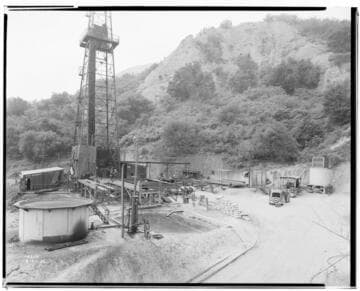 O1 - Oil Wells & Equipment - Union Oil Lease