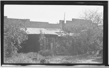 Clean up Campaign - back alley in Santa Paula