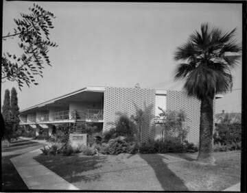 Apartment complexes : Urness Apts., Fair Oaks Villa, Huntington West Apts