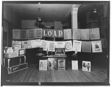 D2.4 - Displays, Fairs