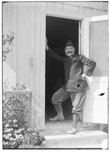 P1.3 - Portraits, M-O