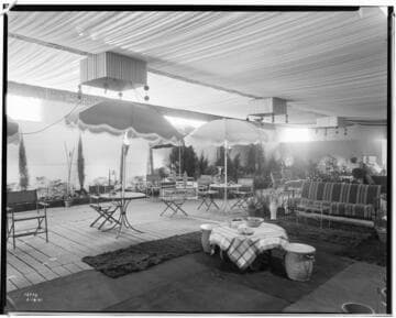 D2.4 - Displays, Fairs - Orange Show