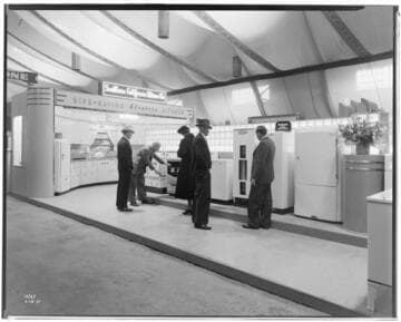 D2.4 - Displays, Fairs - Orange Show