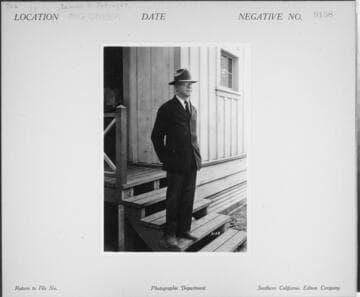 P1.2 - Portraits, misc. - James H. Pottinger