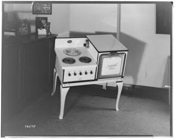 A3.3 - Ranges - Electric Hotpoint Range