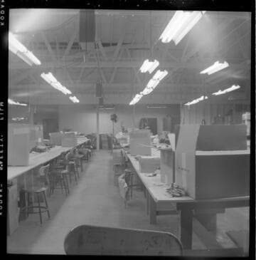 Electric Lighting in commercial building