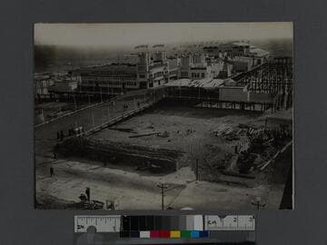 Breakers Cafe on Fraser's Pier, Ocean Park, California