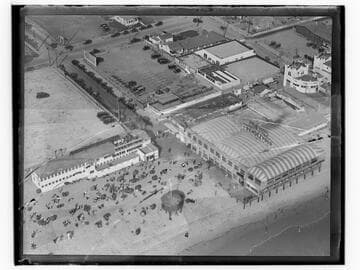 Aerial detail of Ocean Park Strand, Crystal Beach, and Rendezvous Ballroom, Santa Monica, California
