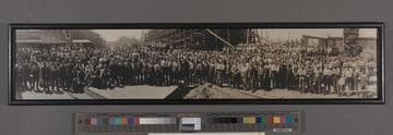 Panoramic photograph: "Employees, Fulton Shipbuilding Company, Wilmington, Ca."