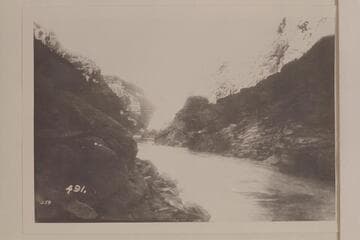 Downriver at Agate Canyon, Mile 100.4