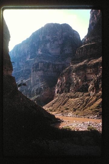 Up from mouth of Kanab Creek