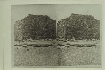 Ancient ruins on the Cliffs of Glen Canyon, back view