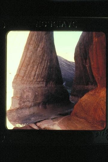 Narrows, Bridge Canyon