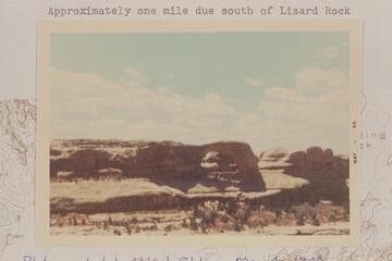 Arch in The Fins in Ernies Country. Approximately one mile due south of Lizard Rock