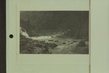 Lava Cliff Rapid looking upstream. 40 rocks exposed. The water is extremely low