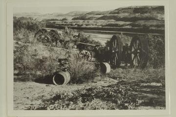 Machinery from dredge removed to bar