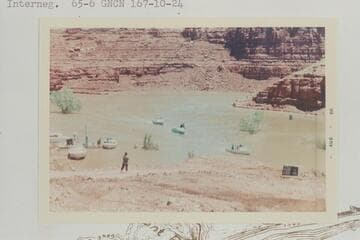 The Harris-Brennan motorboats pulling into North Wash Marina after a transit from Moab to North Wash