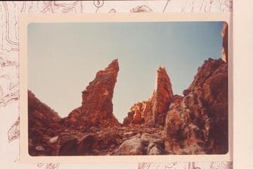 Exit pinnacles in Kaibab limestone at head of Salt Trail