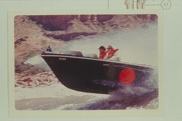 Jim Jordan gives Bill Gardner a good ride in Kwagunt Rapid