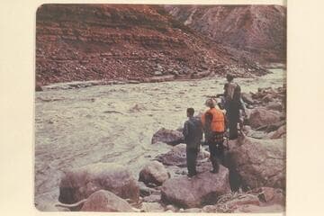 Hatch party look-see of Soap Creek Rapid.  Lees Ferry gauge:  11,000 cfs