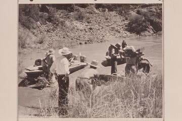 Getting under way from beach above Bright Angel Creek