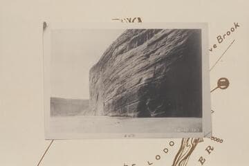 Echo Rock in Pats Hole