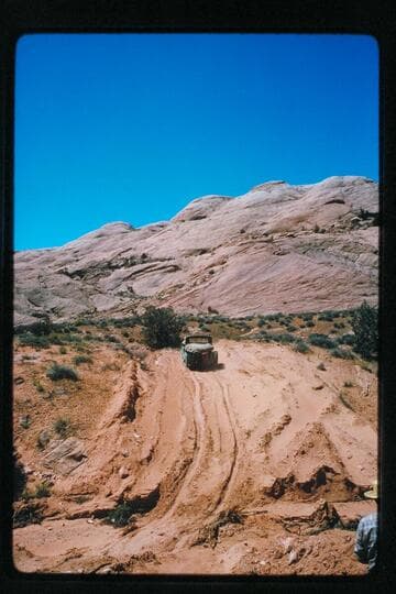 Jeep road toward south end of Waterpocket Fold