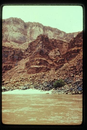 Mile 22-3, looking upstream, 22 mile wash