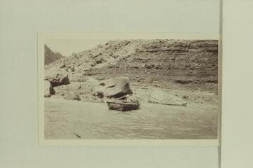 Leigh Lint pulling out of the mouth of Soap Creek after the "Boulder" had been portaged. From the Freeman collection. Lees Ferry gauge: 22,700 cfs