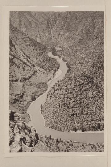 Red Canyon of the Green River. Looking upriver from upper lookout near Green River Lakes