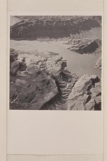 Silt in Lake Mead just below the mouth of Grand Wash. The silt island at left appears at left in 564 LEMD 1