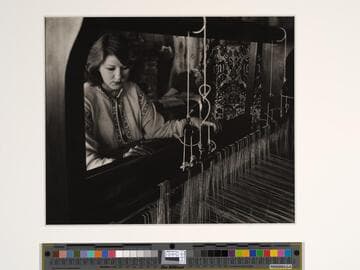 Iris Alberto, Carmel weaver, at her loom