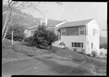 Castle, Mr. and Mrs. Don, residence