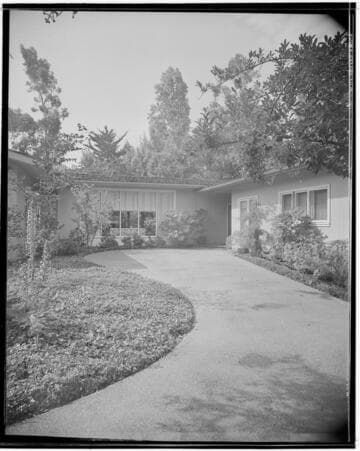 Thomas Church landscaping for Joseph E. Howland: Marshall residence