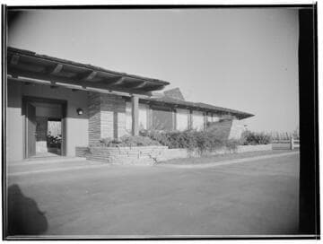 Harvey, Paul, residence