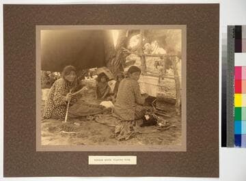 Jeddito Springs, Painted Desert. Navajo women spinning and weaving
