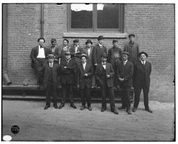 P1.1 - Group Portraits