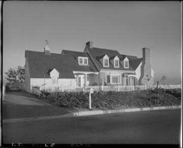 Armstrong, Mr. and Mrs. M. Burton, residence