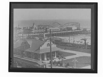 Looff Pleasure Pier, Pacific Electric depot