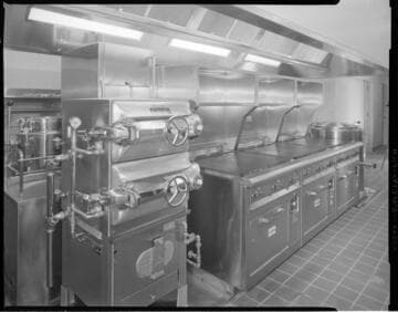 Commercial kitchen