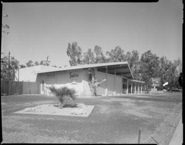 Squires Coffee Shop & Dinning Room