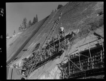 Big Creek - Mammoth Pool - Pouring dental concrete on east abutment