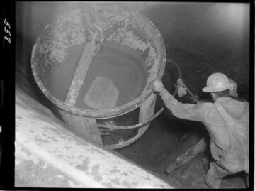 Big Creek - Mammoth Pool - First placement of dental concrete in cutoff trench