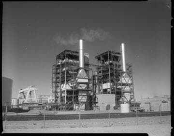 2 Photos of Coolwater steam station