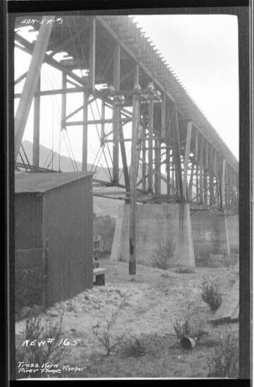 Borel flume over Kern River showing truss construction