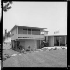 Go to image 4.