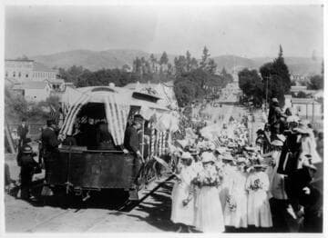 Downey Ave. (North Broadway). Opening of cable line to East Los Angeles