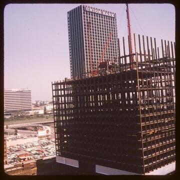 Richfield Plaza, 52-story building going up